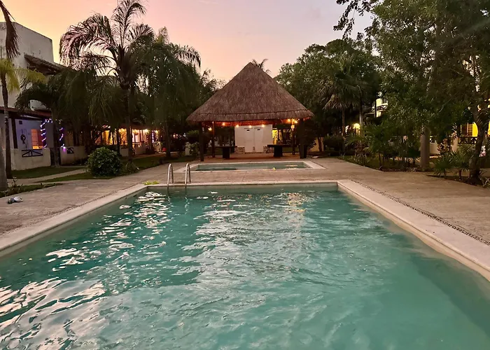 Casa Ceiba